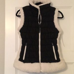 NWT Calvin Klein Performance Vest